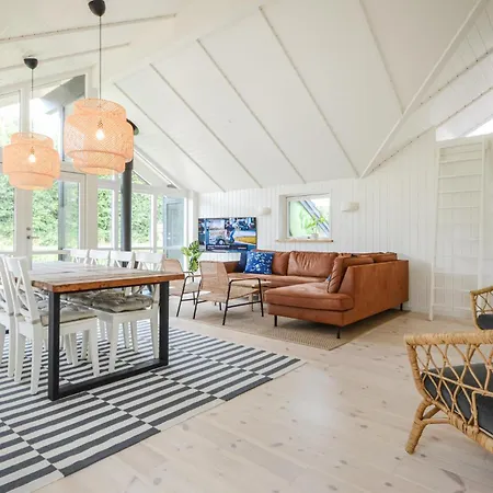 Lovely In With Sauna