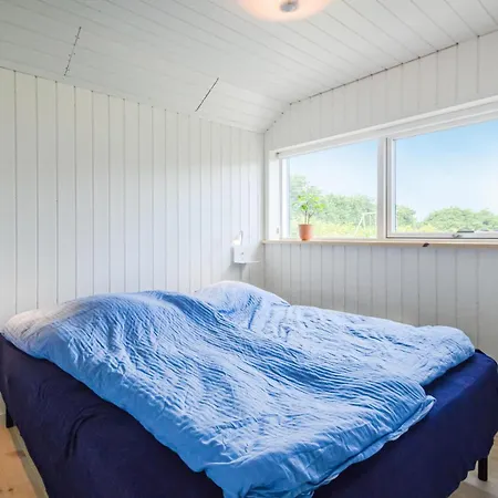 Lovely In With Sauna 度假居