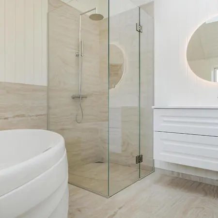 Lovely In With Sauna